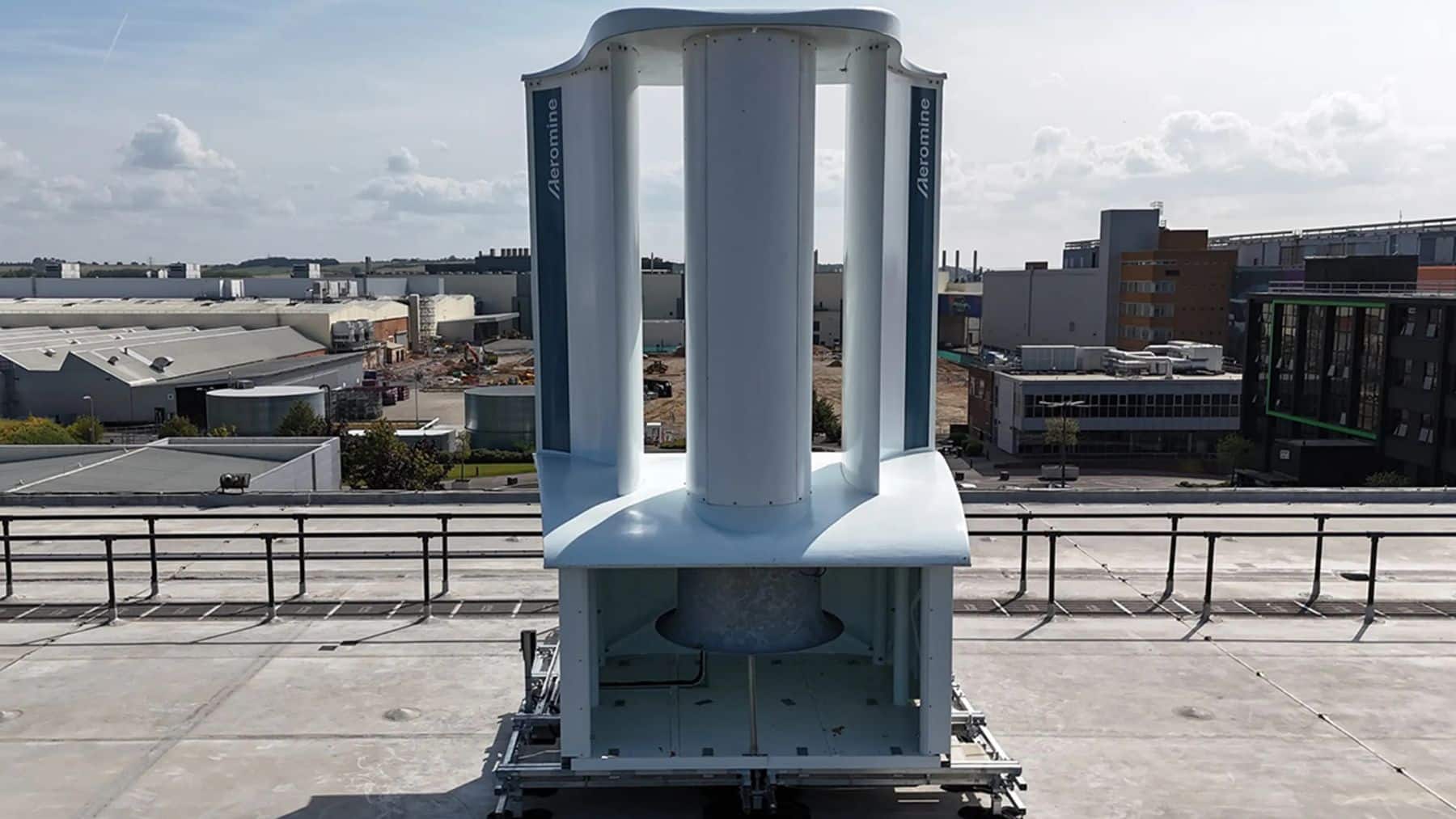 paneles solares turbina eolica