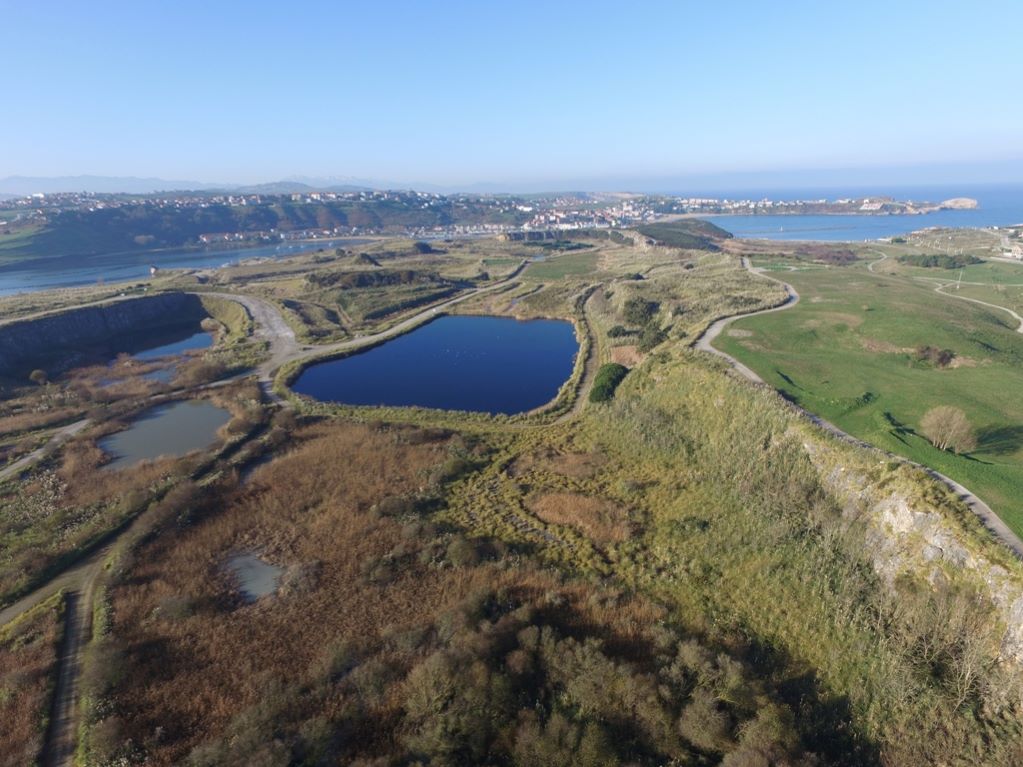 Cantera Solvay Cuchía Cantabria recuperación biodiversidad