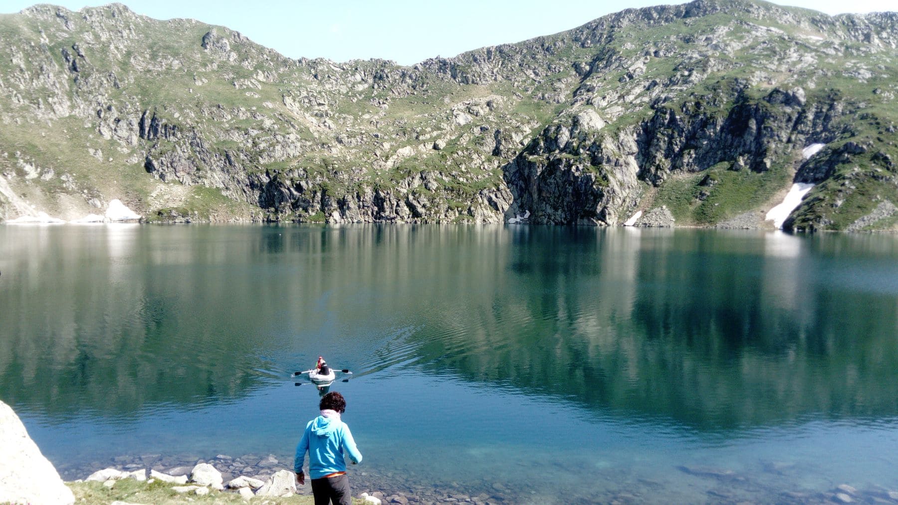 humanos introdujeron peces lagos Pirineos