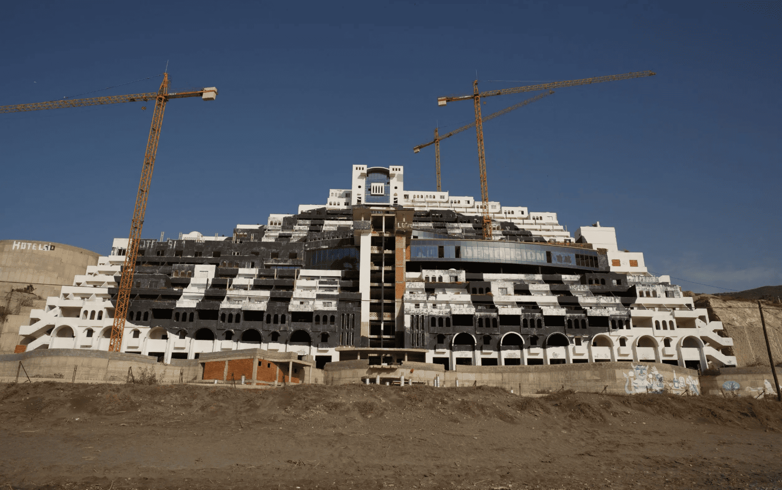 hotel El Algarrobico