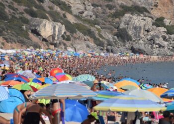 40 grados mayo frágiles fallecen primera ola calor año