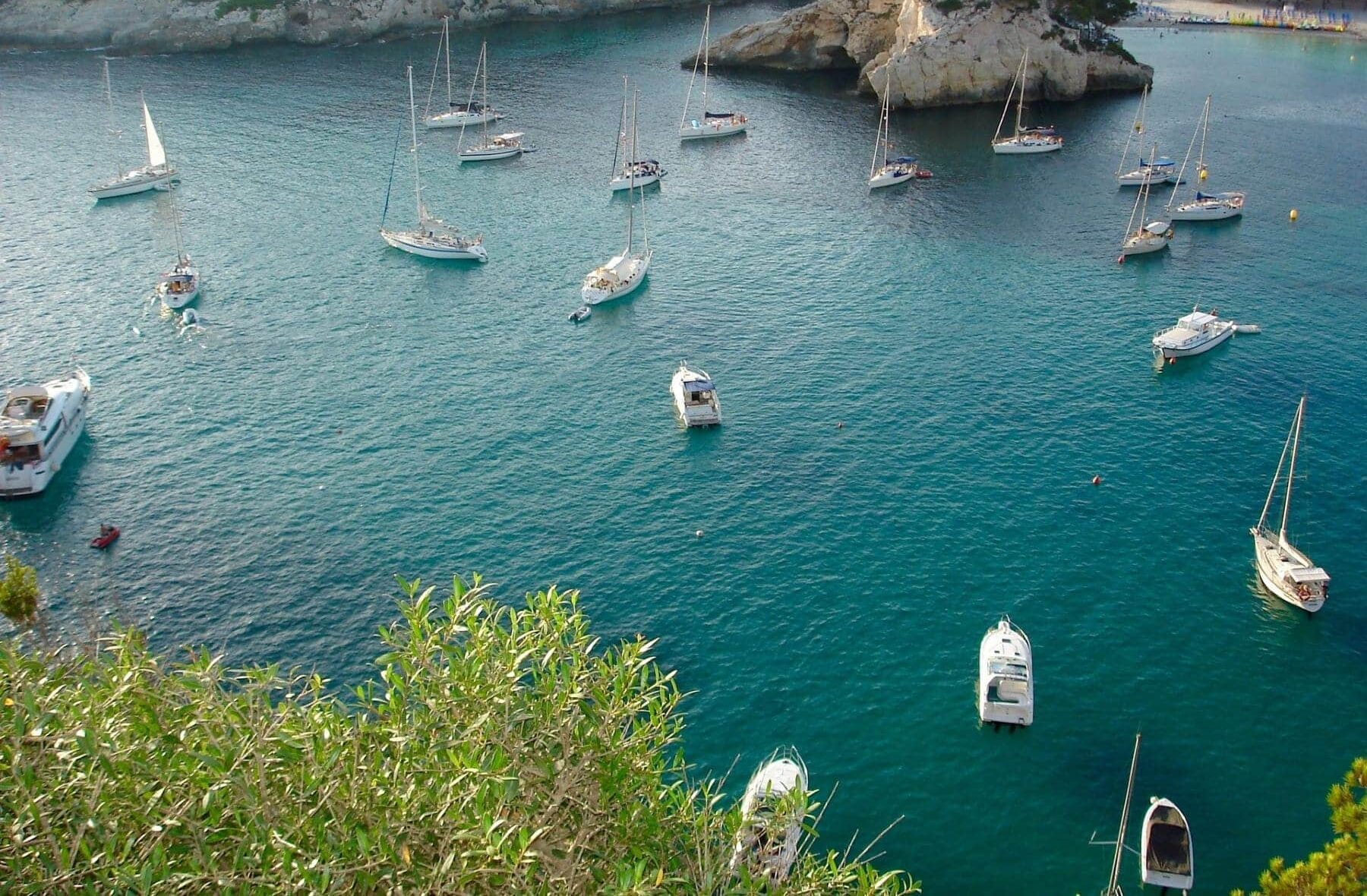 contaminación barcos pequeños