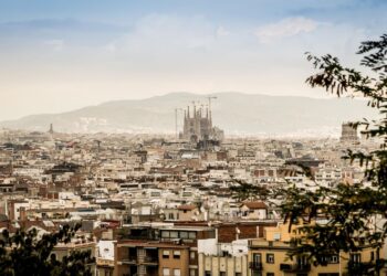 La herramienta tecnológica pionera capaz de predecir la contaminación atmosférica en cada calle de Barcelona
