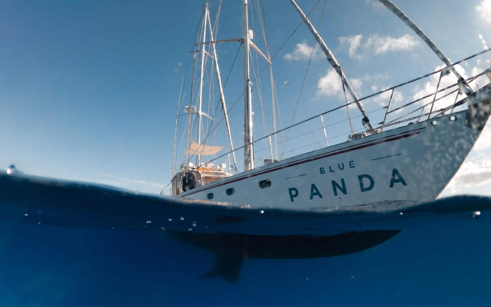 Life Ecorest: el velero Blue Panda surca las aguas de la Costa Brava ...