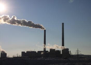 UE a un paso de su objetivo de reducción de emisiones y renovables para 2030