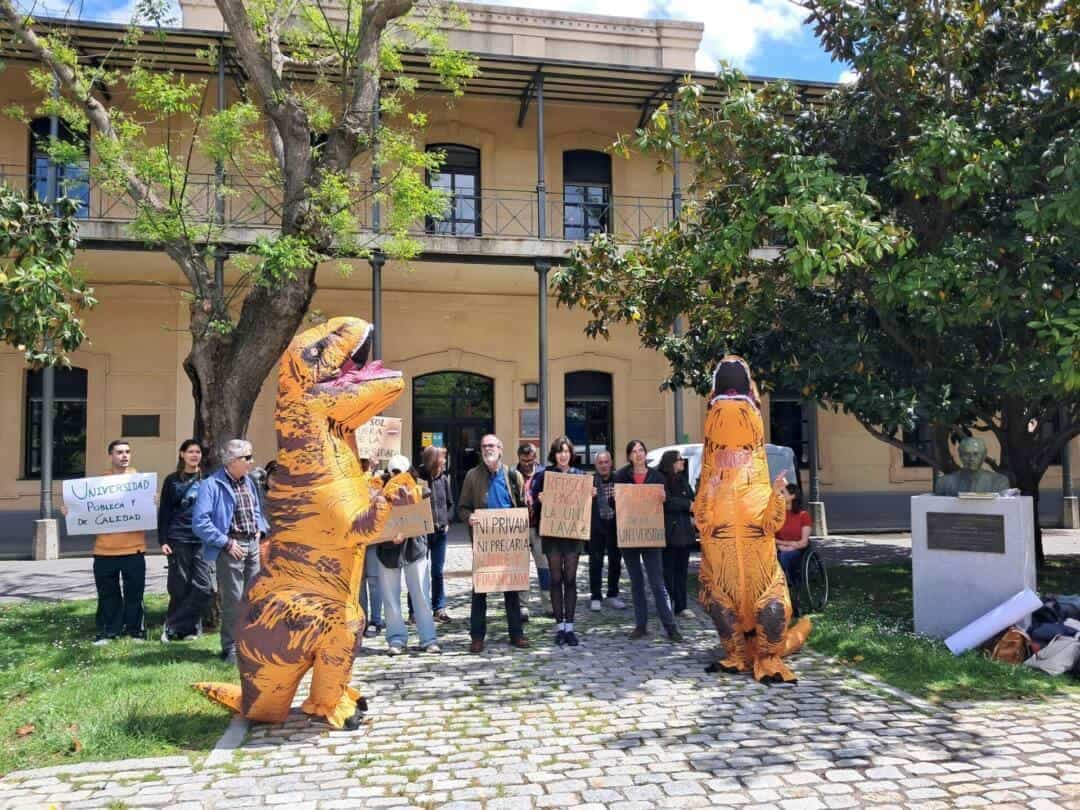 Universitarios greenwashing repsol