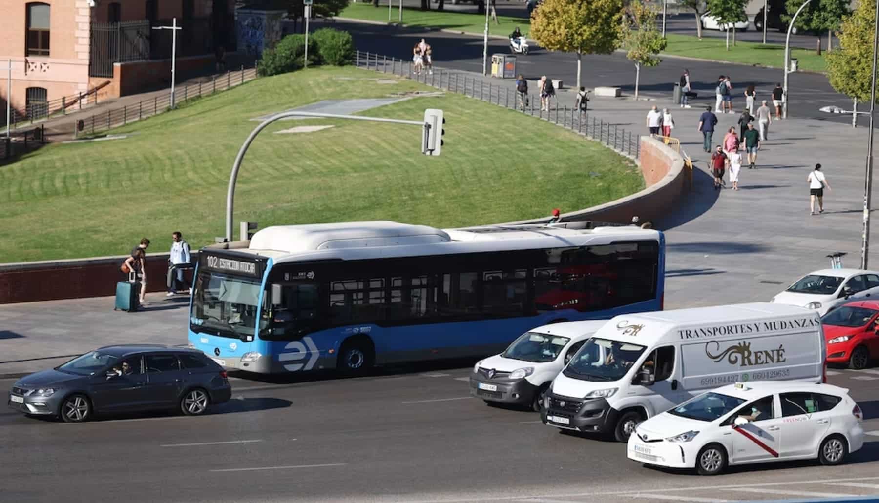 Bye, bye a las ayudas del Gobierno al tan necesario transporte público, elemento ‘clave’ para la descarbonización del país