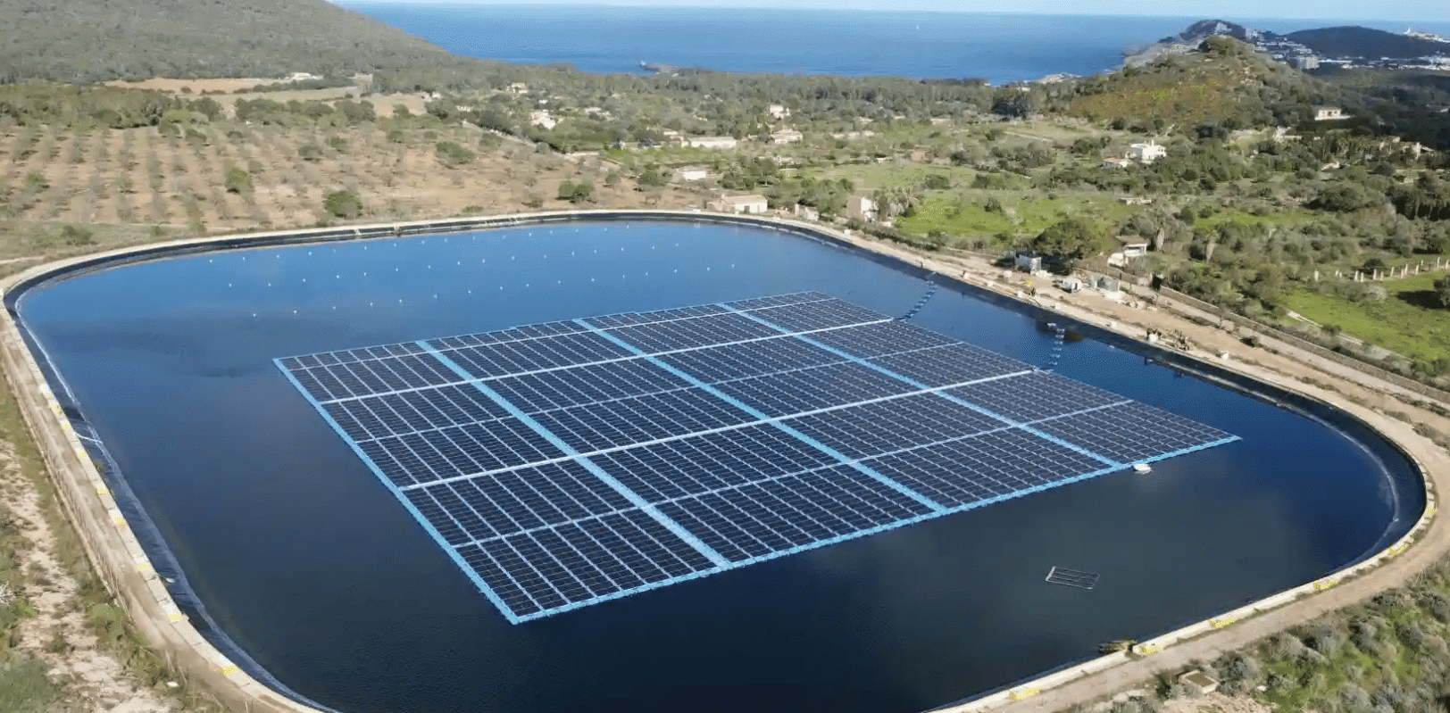 planta solar flotante Baleares