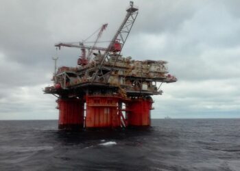 insostenible subasta petrolera Brasil