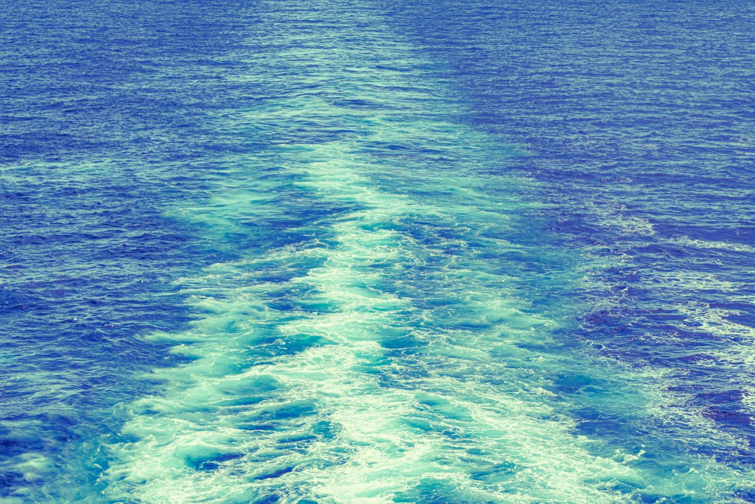 aguas oceánicas cambian color