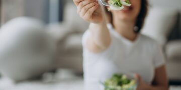 Comer saludable prioridad españoles alimentos ecológicos