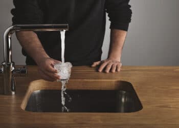 La factura del ‘agua’ también es un problema para los hogares vulnerables