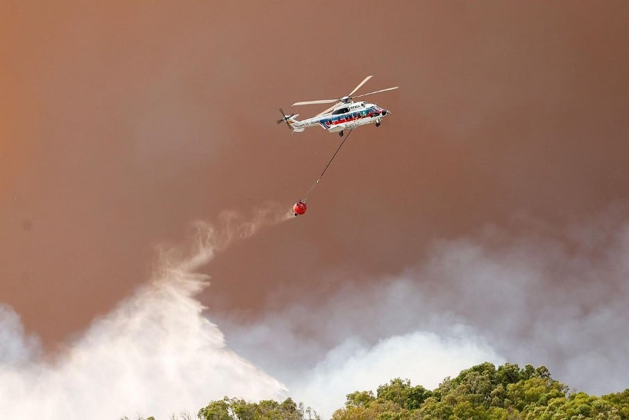 Tarifa Cádiz incendio forestal desalojo casas hoteles cámpines