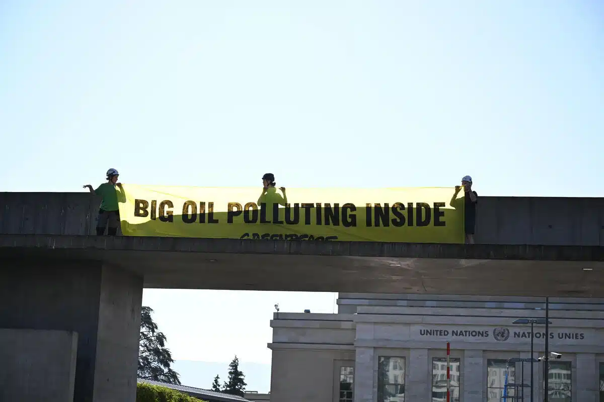 Vierten petróleo denunciar polución plástica negociaciones Tratado Mundial plástico