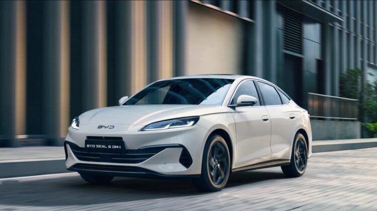 BYD fabricante coches eléctricos chinos apertura fábrica Hungría marca europea