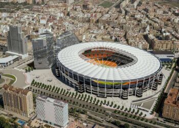 Valencia Club Fútbol placas solares Nou Mestalla inauguración 2027