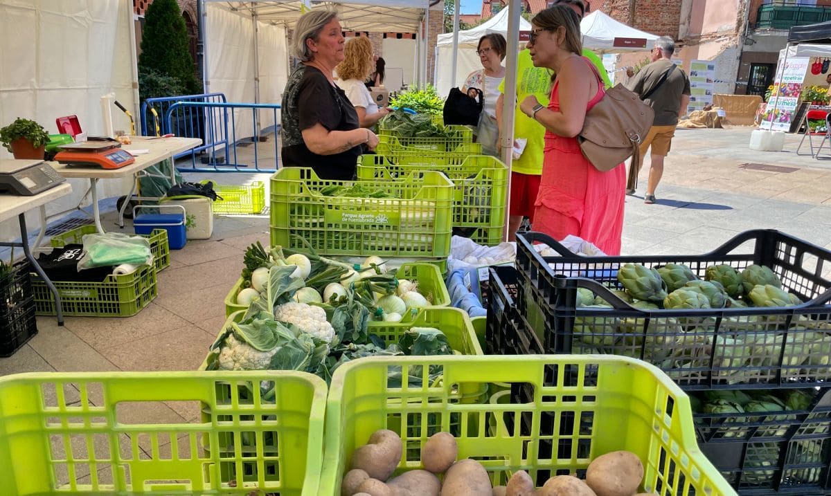 Fuenlabrada sábado 27 mercado productos ecológicos Km 0