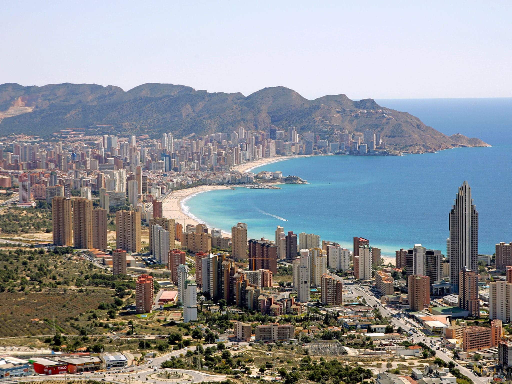 Benidorm innovador proyecto pionero rehabilitación energética rascacielos