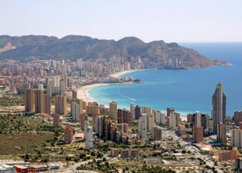 Benidorm innovador proyecto pionero rehabilitación energética rascacielos