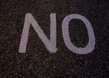 10 días movilización 200000 europeos dicen NO retroceder leyes medio ambiente UE