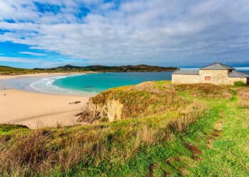 chiringuitos integrados paisaje playas biosostenibles Galicia