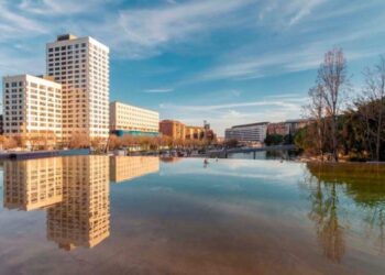 Cataluña revisará enero 2026 implantación Plan Calidad Aire