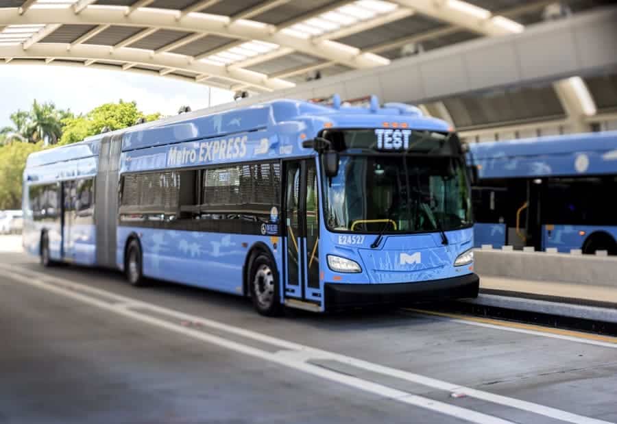 Condado de Miami-Dade EEUU sistema tránsito rápido 60 autobuses eléctricos