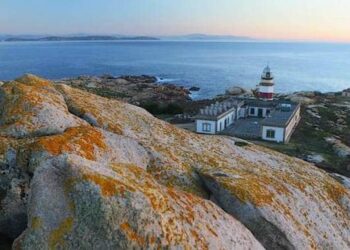 aguas sur isla Sálvora Galicia autorizan vertedero lodos dragados puertos