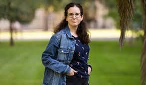 ingeniera química Beatriz Rosales Reina UPNA desarrolla nuevos sensores fibra óptica detectar contaminantes