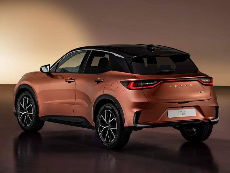 Lexus vendido 5000 unidades LBX crossover híbrido España