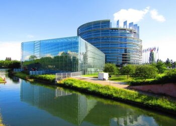 Lío en Bruselas a cuenta de 'simplificar las normas de sostenibilidad' 2 Bruselas simplificar normas sostenibilidad