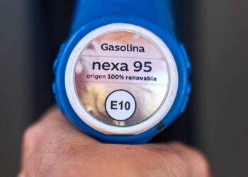 Repsol descarbonización transporte gasolina 100 por cien renovable escala industrial