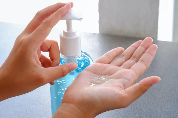AEMPS ordenado retirada varios productos antisépticos parecer contaminados