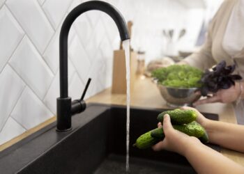 Tasas de agua: hay ciudades donde ‘se paga más del triple’ que en otras por el mismo consumo 2 Tasas agua ciudades se paga más triple otras mismo consumo