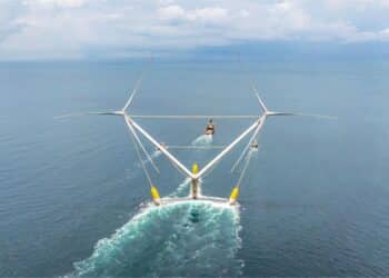 China apuesta todo con la mayor flotante del mundo: Un monstruo de dos cabezas para generar 50 MW 4 China