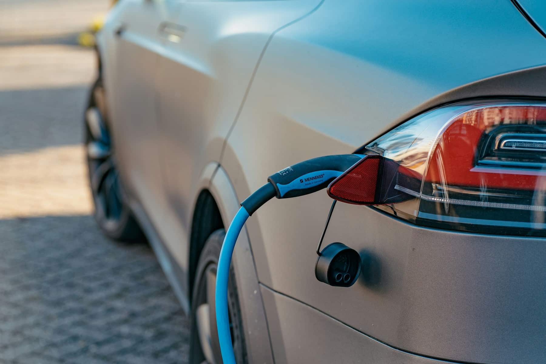 400 millones coche eléctrico ayudas Perte VEC IV