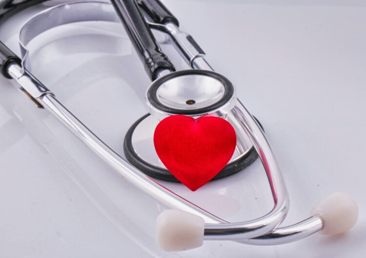 Cuidar salud corazón desde infancia hasta vejez
