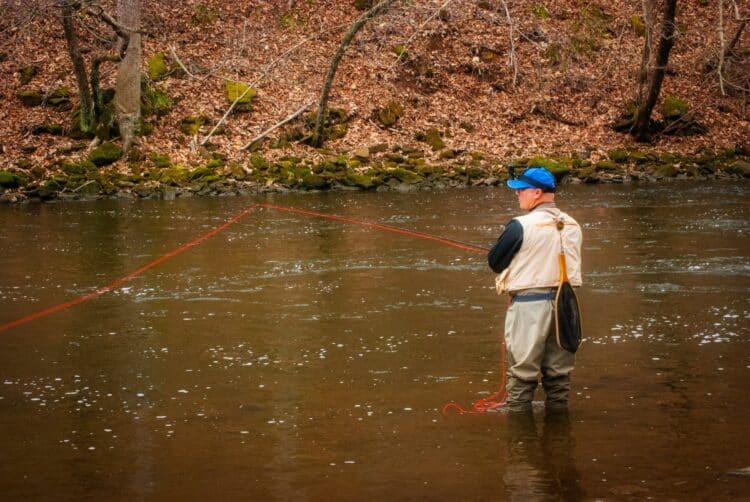 Asturias limita pesca salmón un solo ejemplar pescador año nueva normativa pesca fluvial 2026