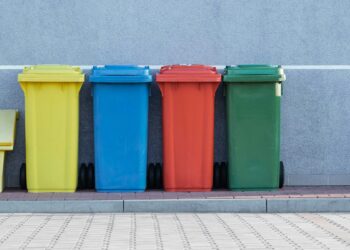 Presentan campaña publicitaria Andalucía recicla con arte ciudadanía reciclaje obligación