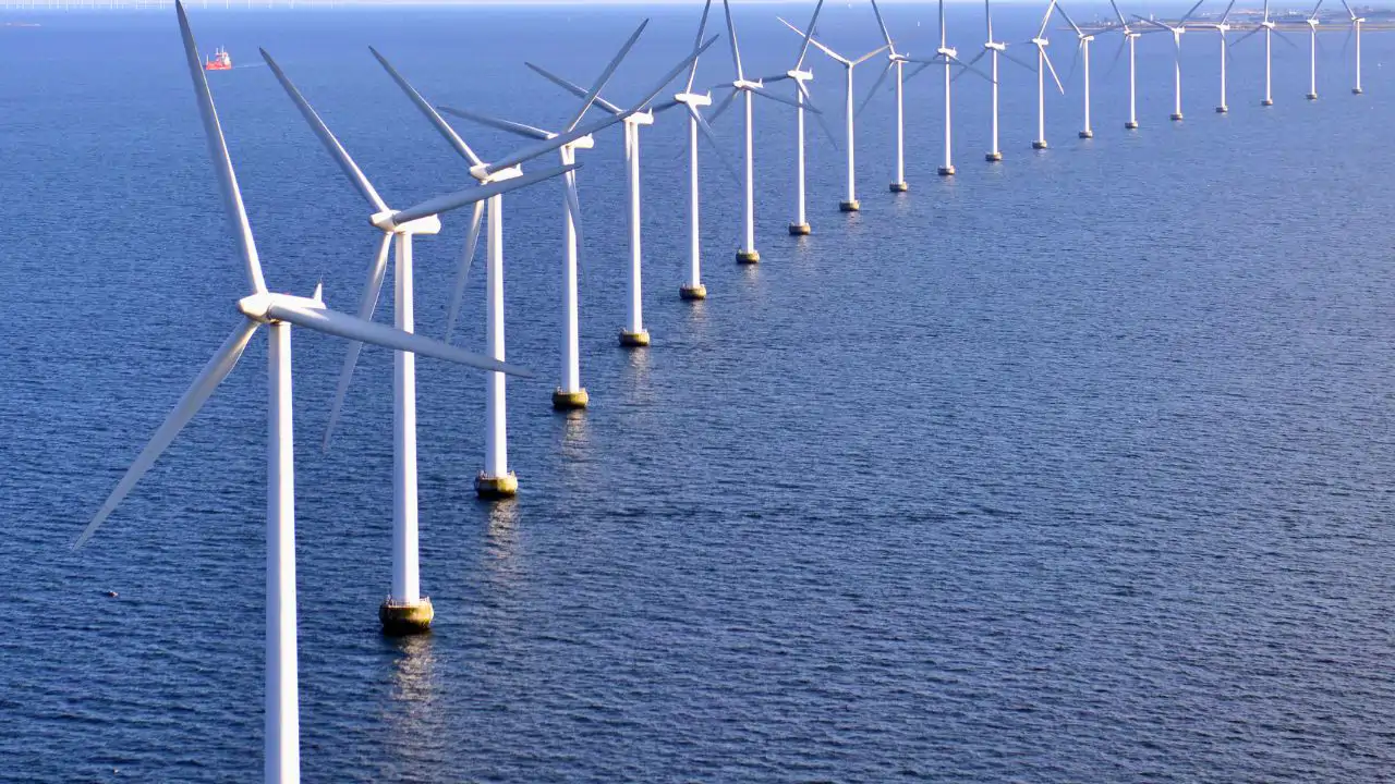 sector reclama acciones urgentes despliegue inmediato eólica marina flotante España no quedar rezagada
