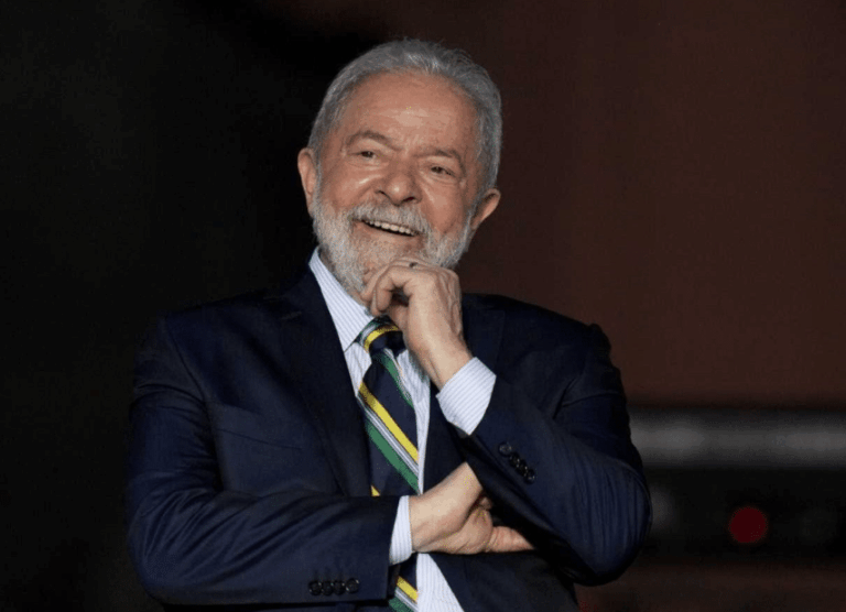 En la COP30 en Belém los delegados continuan debatiendo sobre adaptación, combustibles fósiles y financiación climática, con la presencia del presidente de Brasil, Lula da Silva
