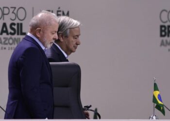 La COP30 Belém arranca entre desastres climáticos, negacionismo y una agenda climática al límite 2 COP30 en Belém, en la Amazonía brasileña, durante la apertura de una cumbre climática marcada por desastres extremos y negacionismo climático