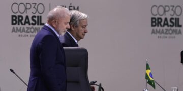 COP30 en Belém, en la Amazonía brasileña, durante la apertura de una cumbre climática marcada por desastres extremos y negacionismo climático