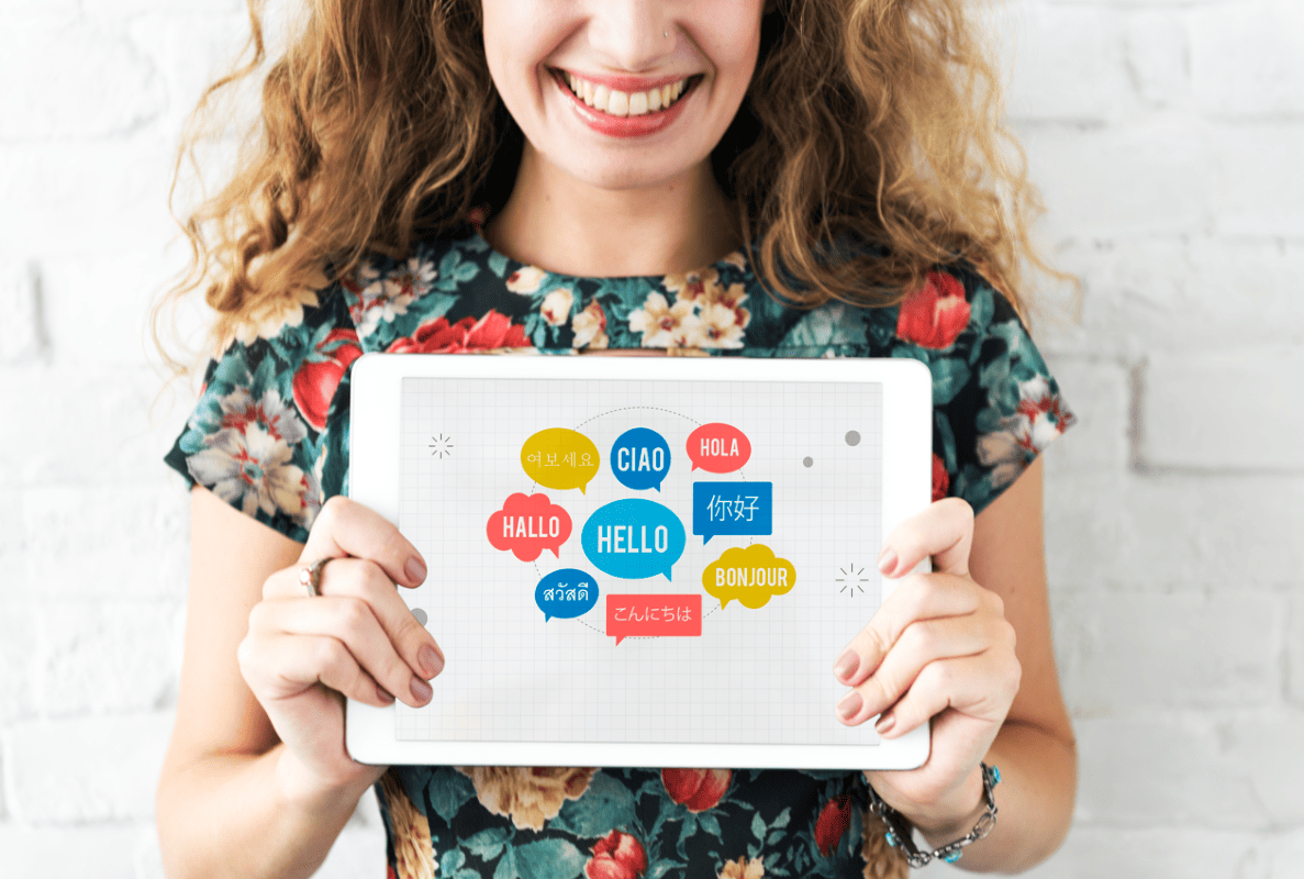 Hablar varios idiomas podría frenar el envejecimiento del cerebro