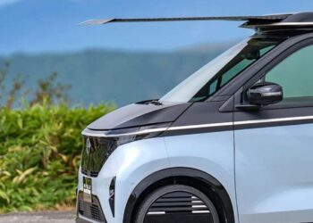 Japón colocará materiales especiales a sus autos en el techo: Miles de kilómetros sin parar 3 vehículo Nissan