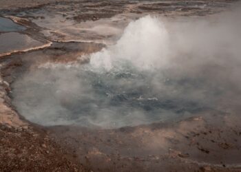 Italia crea un artefacto que marcará un antes y un después: Extraerá energía del centro de la Tierra 2 Italia-energía