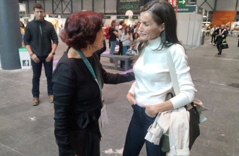 La reina Letizia visita BioCultura Madrid 2025 y reafirma su apoyo a la alimentación ecológica