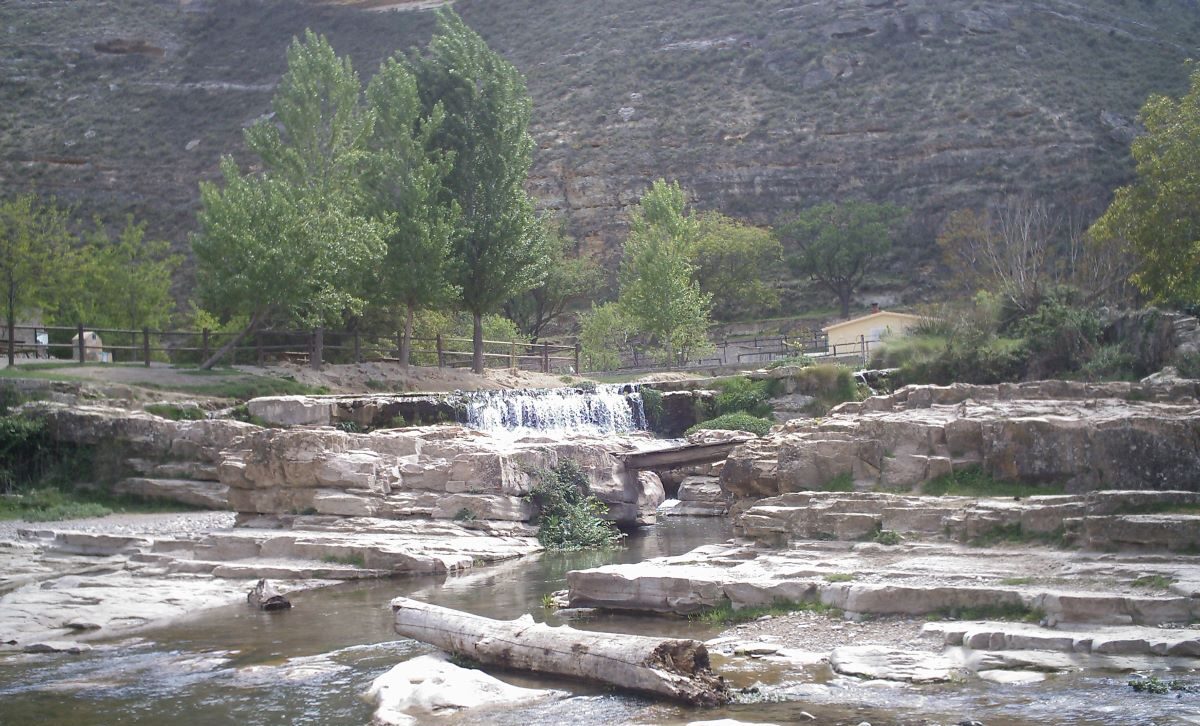 Río Alhama: demasiados azudes y presencia de especies exóticas invasoras