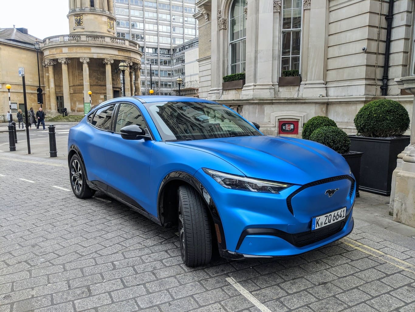 Planta de Ford cambiando producción