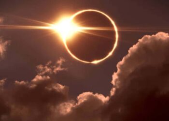 Astrónomos y Gobierno piden que nos preparemos para el fenómeno meteorológico que ocurrirá en 2026: “El día se volverá noche en pleno verano” 2 Eclipse solar